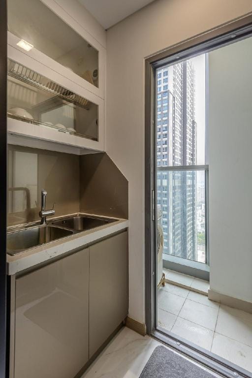 Landmark 81-2br service apt. Mai's Home Apartment in Ho Chi Minh City