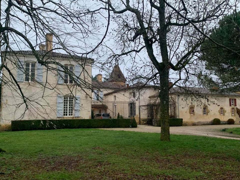 Maison Gardien au Chateau Vacation rental in Occitanie