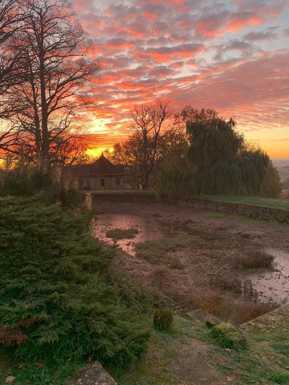 Maison Gardien au Chateau Vacation rental in Occitanie