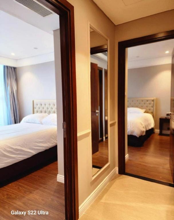 Altara Suites- infinity pool- high floor-nice view Apartment in Da Nang