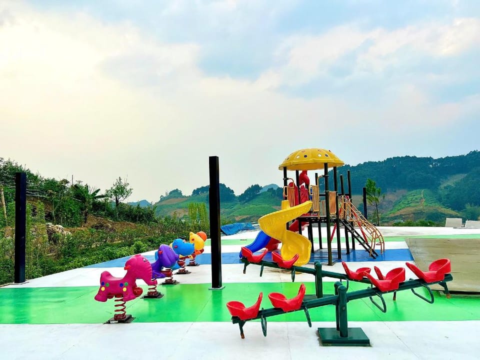 Vigolando Van Ho Resort & Restaurant Apartment in Laos