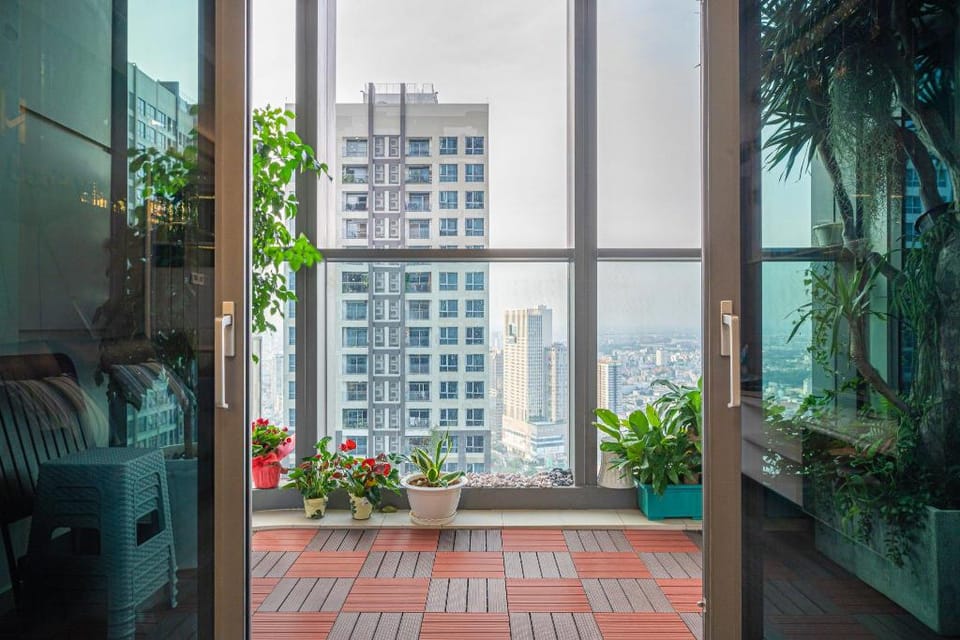 Two Bedrooms with Saigon river view Apartment in Ho Chi Minh City