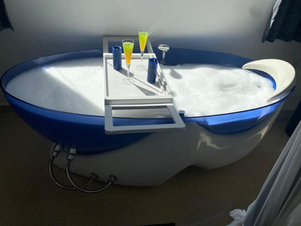 Jacuzzi pyramids view Vacation rental in Egypt