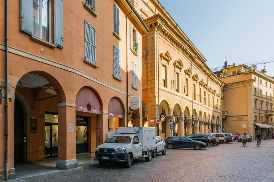 Montegrappa Apartment by Wonderful Italy Apartment in Bologna