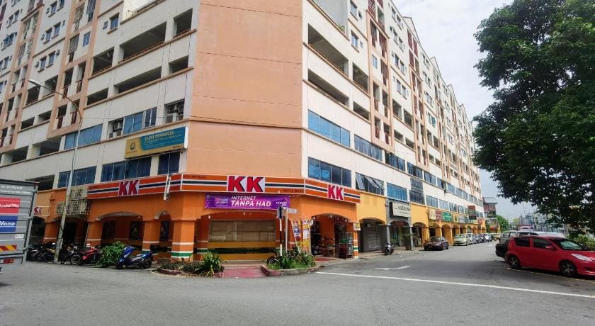 Comfy Sleep PSR 3BR Condo MRT & Diverse Eateries Apartment in Federal Territory of Kuala Lumpur