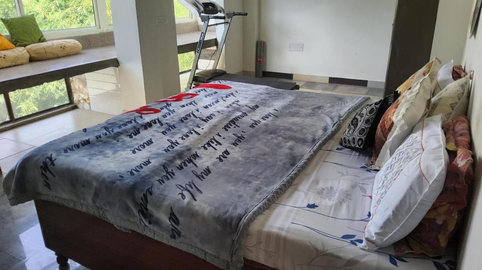 GROUP FRMA Apartment in Noida