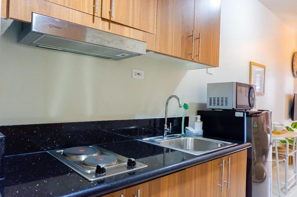 New 1 Bedroom condo in Pasay City @ Shore 3 MOA Apartment in Pasay