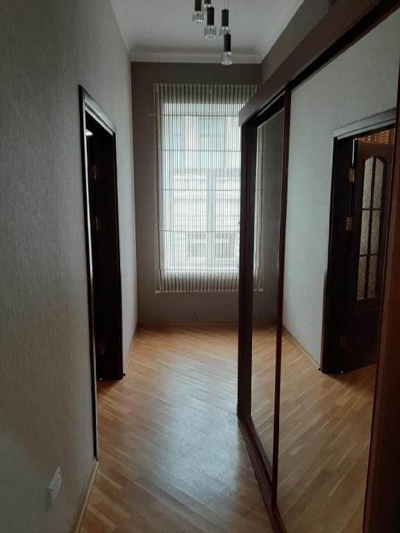 NIZAMI street of OTTO club Apartment in Baku
