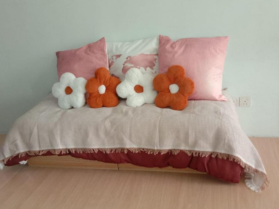Cozy Indoor Glamping in the City Apartment in Kuching