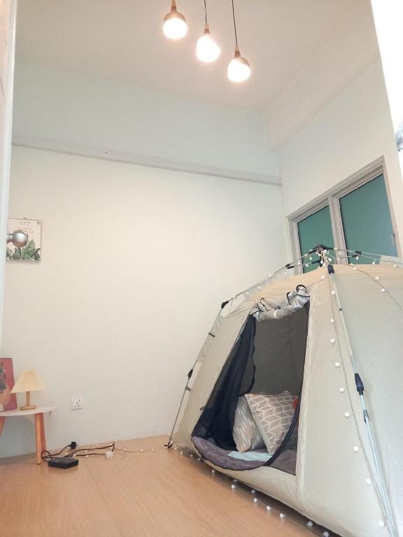 Cozy Indoor Glamping in the City Apartment in Kuching