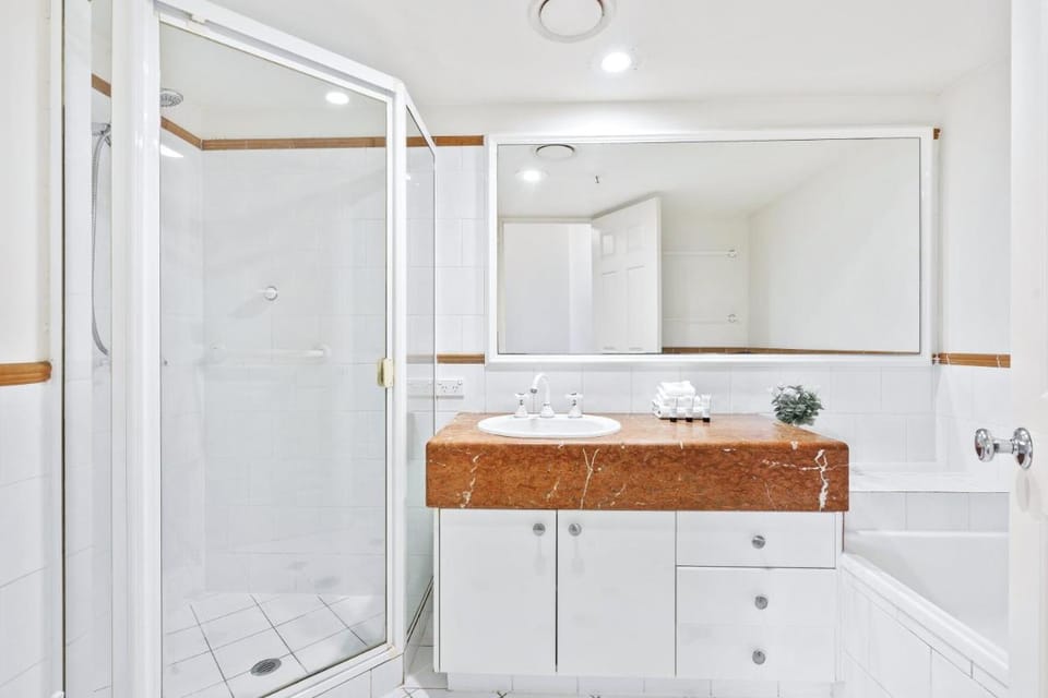 The Moroccan - QStay Apartment in Surfers Paradise