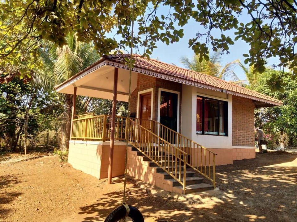 Quiet, full of greenery, taste of village life!  Vacation rental in Maharashtra