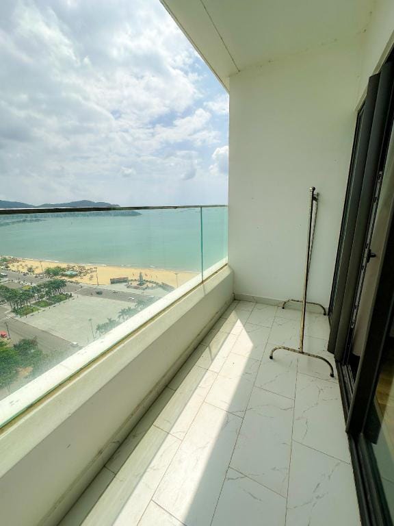 Quy Nhon Pearl - TMS LUXURY - Căn hộ view biển Apartment in Vietnam
