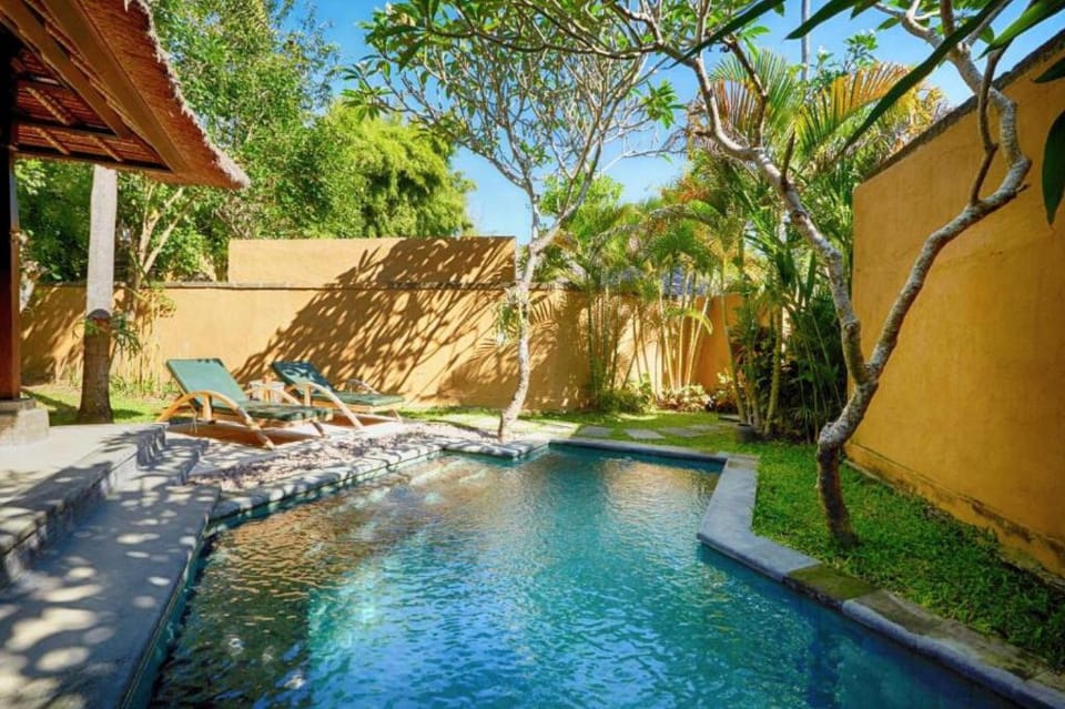 Stunning 1 BR Villa with Pool # M6 Villa in Denpasar