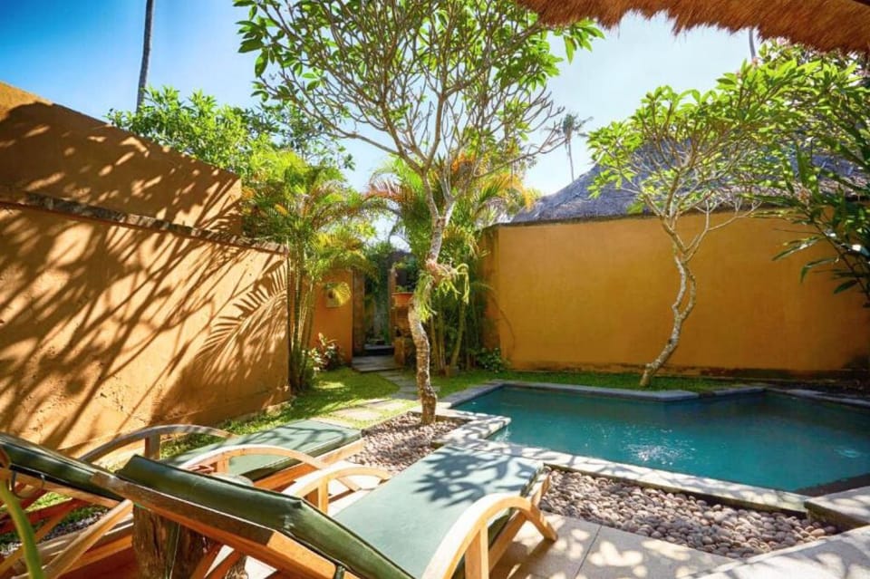 Stunning 1 BR Villa with Pool # M6 Villa in Denpasar