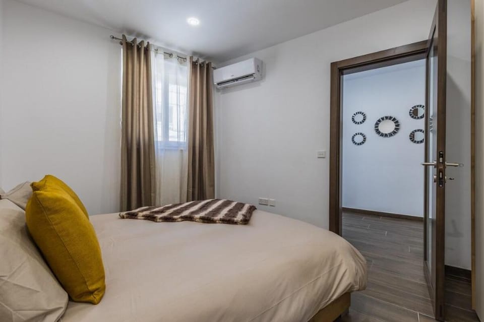Sandstone Court, 15min drive from the airport Apartment in Marsaskala