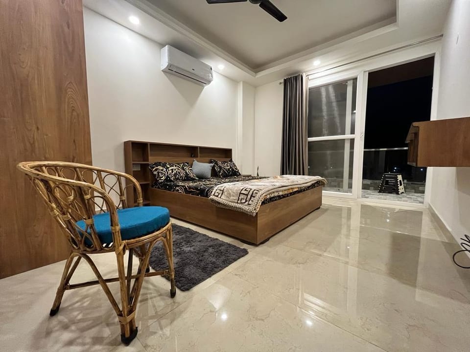 Periwinkle Mountain View 2BHK Apt in Rishikesh Apartment in Rishikesh