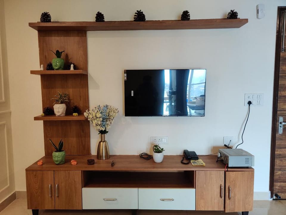 Periwinkle Mountain View 2BHK Apt in Rishikesh Apartment in Rishikesh