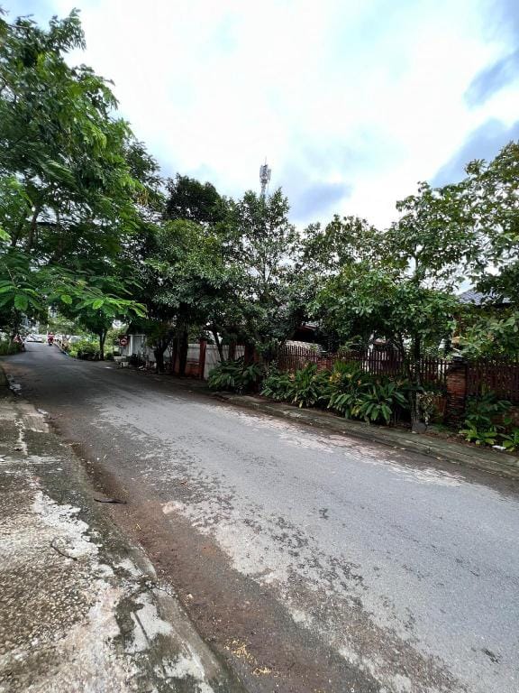 Biệt Thự sân vườn có hồ bơi và sân thượng thoáng Villa in Ho Chi Minh City