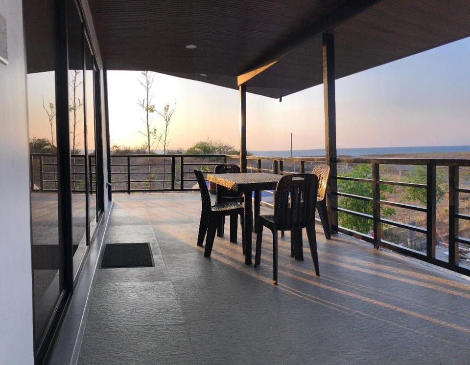 Sunset Hour Vacation rental in San Juan