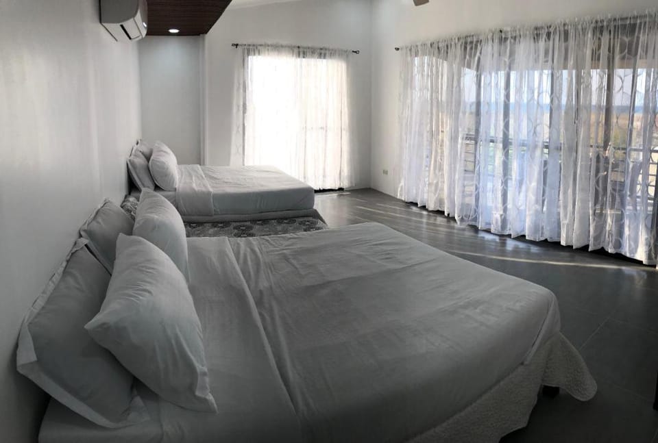 Sunset Hour Vacation rental in San Juan