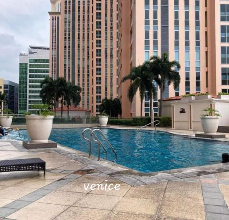 Venice Luxury Residence Tower Allesandro Apartment in Makati