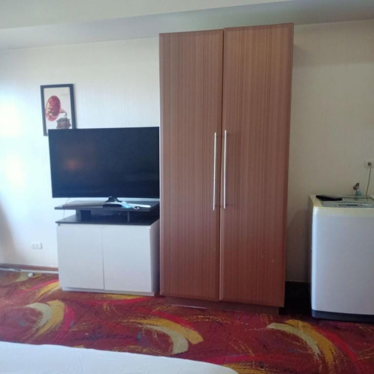 Venice Luxury Residence Tower Allesandro Apartment in Makati