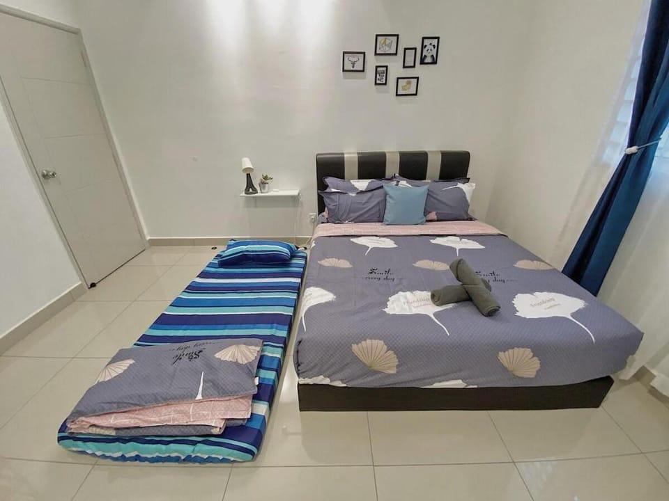 Desaru Home with KTV/BBQ/Netflix Vacation rental in Johor