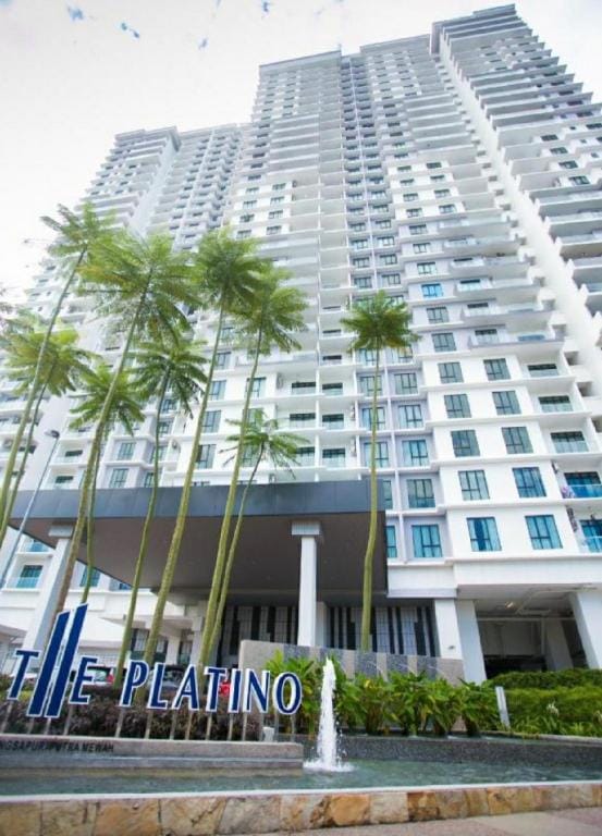 Paradigm Mall /The Platino Homestay 3Bedroom 6pax Apartment in Johor Bahru
