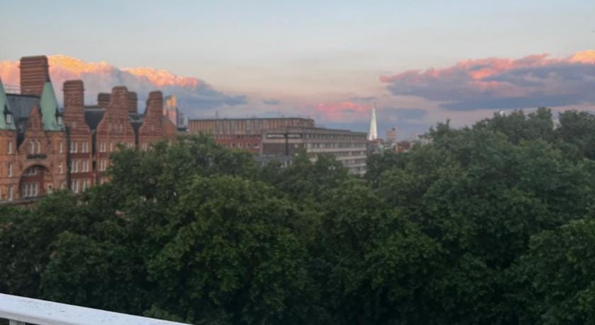 Blooms stay Apartment in London Borough of Islington