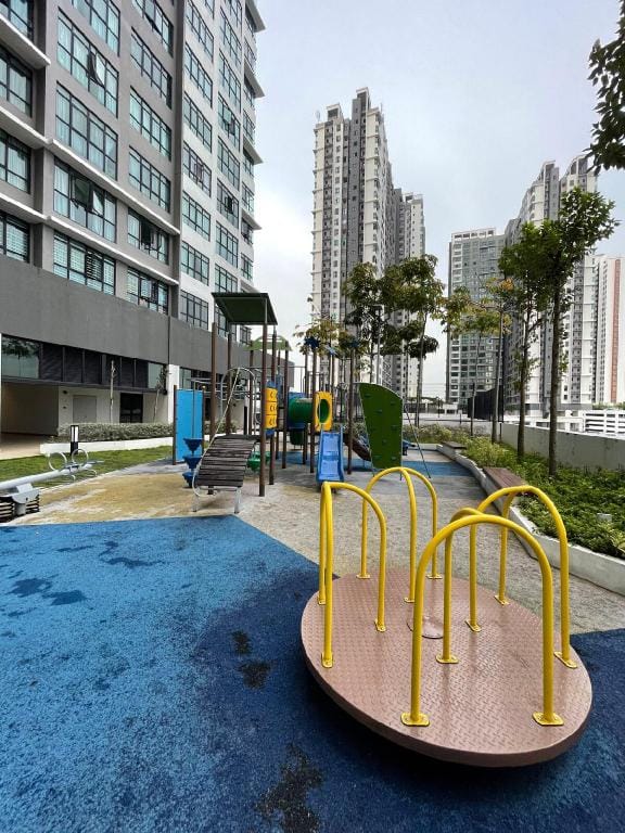 Cozy 3BR 7pax IOI City mall & PICC Apartment in Putrajaya