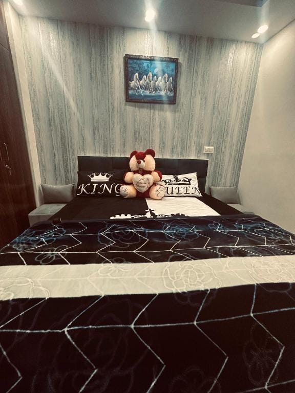 Gold Fish Homes Apartment in New Delhi