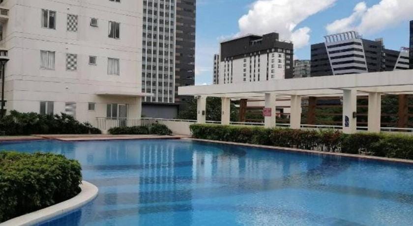Comfortable 2bedroom with pool Avida Tower IT Park Apartment in Lapu-Lapu City