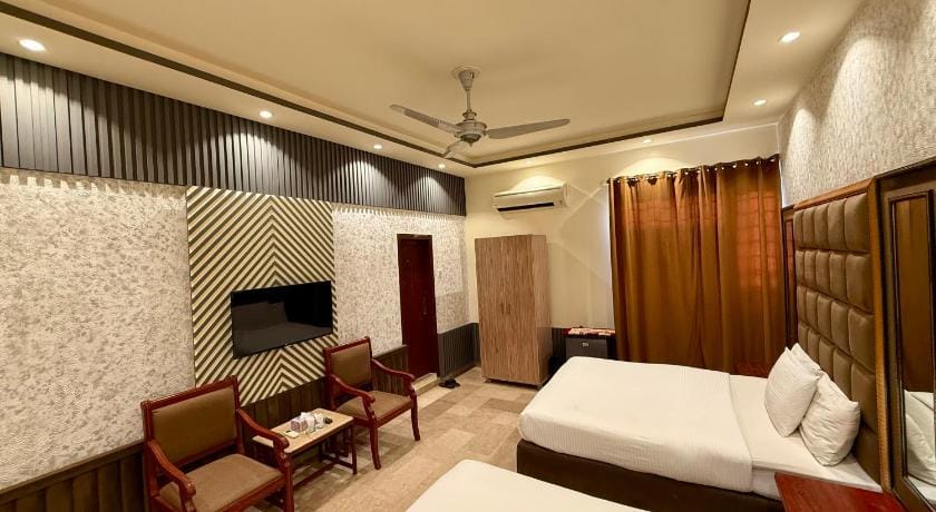 Blue Moon Residency Bed and Breakfast in Islamabad