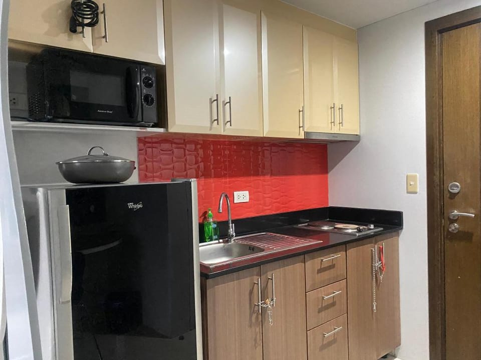 Studio Condotel Across Naia T3 with WIFI Apartment in Pasay