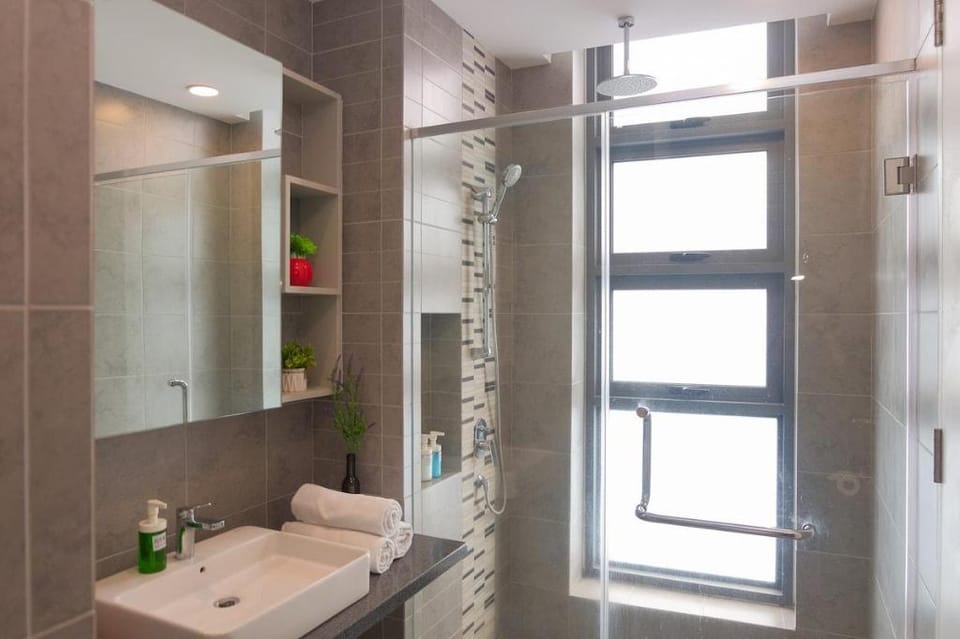 Three Bedroom Bukit Bintang Robertson with Netflix Apartment in Federal Territory of Kuala Lumpur