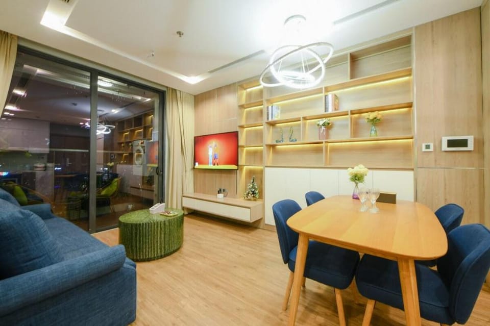 Hi.Home-Spacious 3BR Apartment@Vinhomes Metropolis Apartment in Hanoi