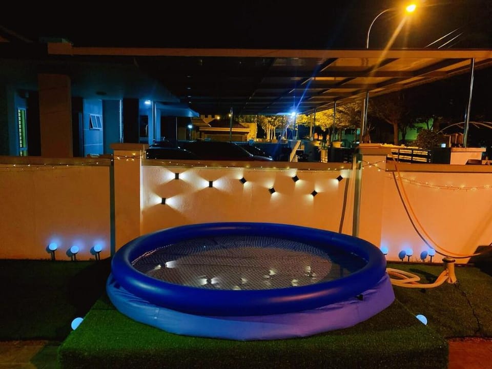 SSR homestay near beach PD 16PAX+BBQ Villa in Port Dickson