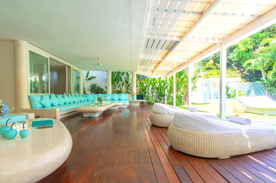 Luxury Modern 5 BR Private Pool Villa Y003 Villa in North Kuta