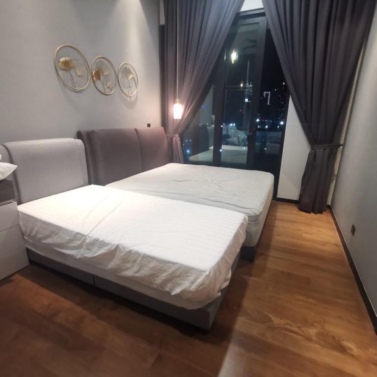 OPUS-KL:5px/PNB118/KLCC/Netflix/InfPool/Balcony Apartment in Federal Territory of Kuala Lumpur