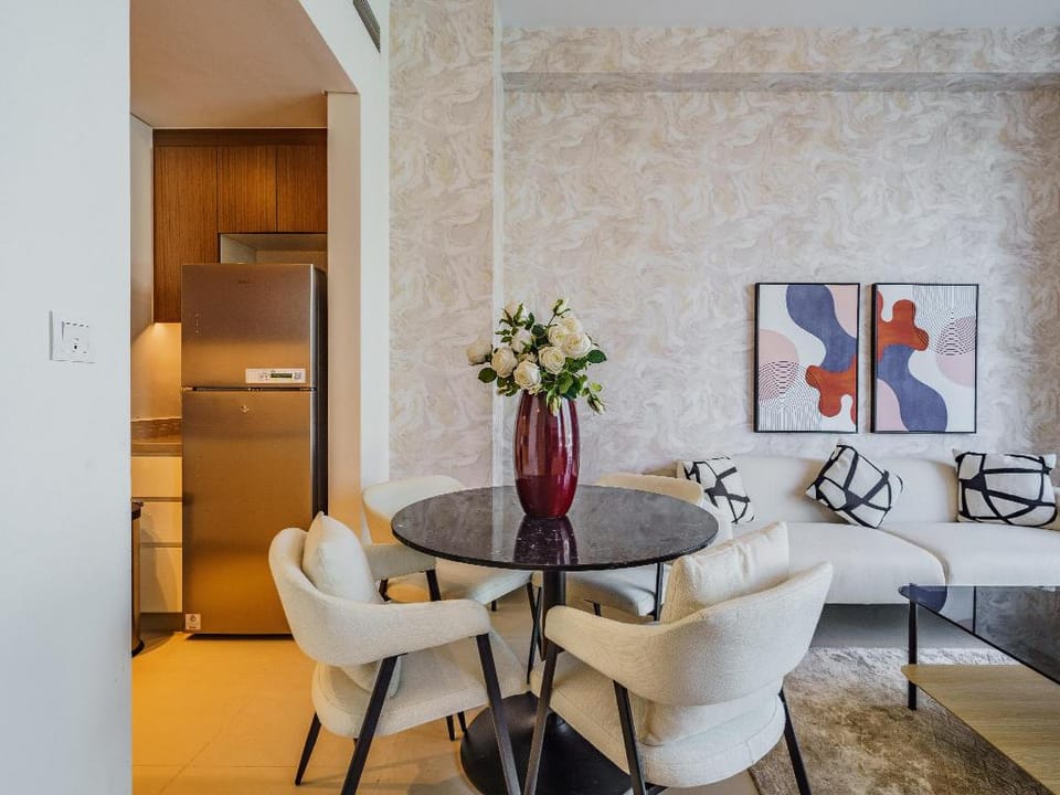 Bright and Splendid 1BR with Marina View Apartment in Dubai