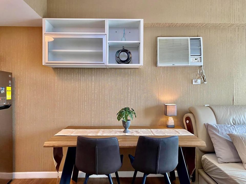 Abreeza Place T2 unit 2205 Vacation rental in Davao City