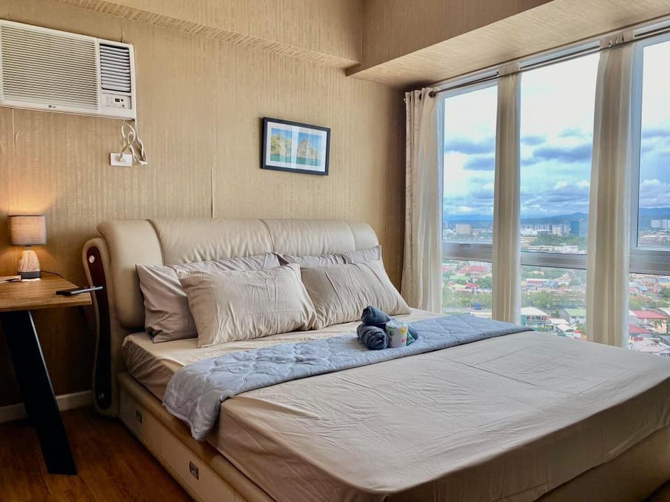 Abreeza Place T2 unit 2205 Vacation rental in Davao City