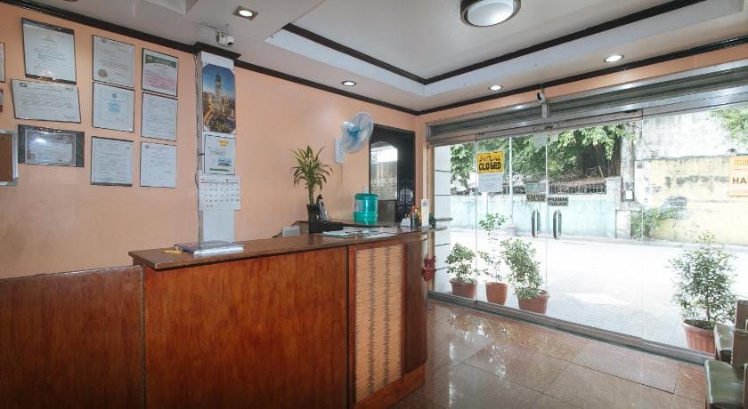 J and T Jamich Suites by RedDoorz Hotel in Pasay