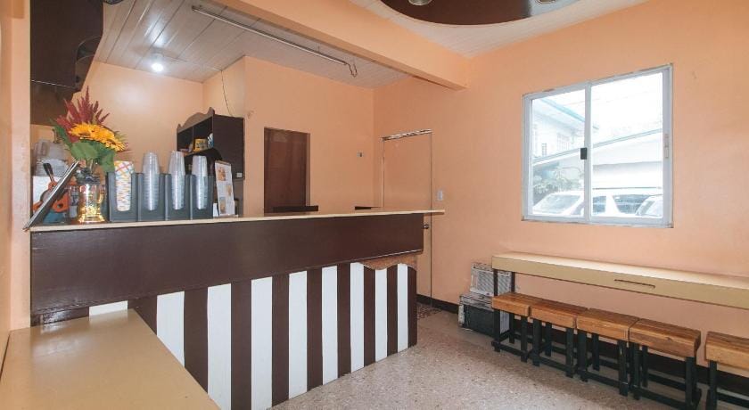 J and T Jamich Suites by RedDoorz Hotel in Pasay