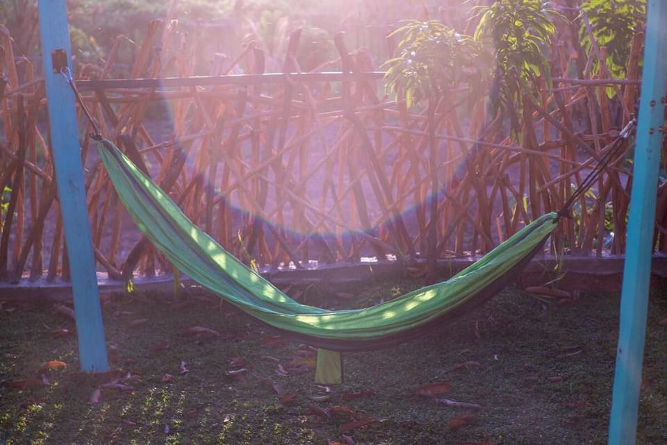 Romantic Chic Bungalow with Sunrise Tropical Views Vacation rental in Mirissa