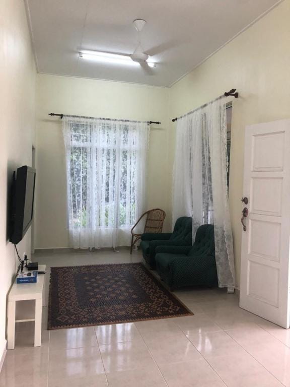 Homestay Docmac Wakaf Che Yeh Vacation rental in Malaysia