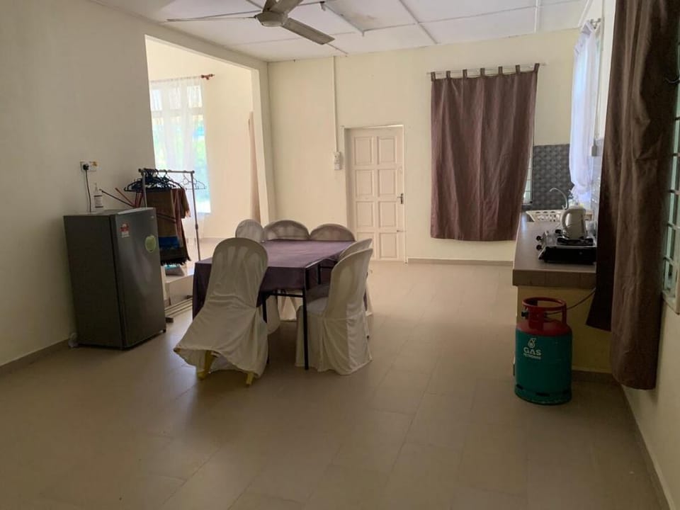Homestay Docmac Wakaf Che Yeh Vacation rental in Malaysia