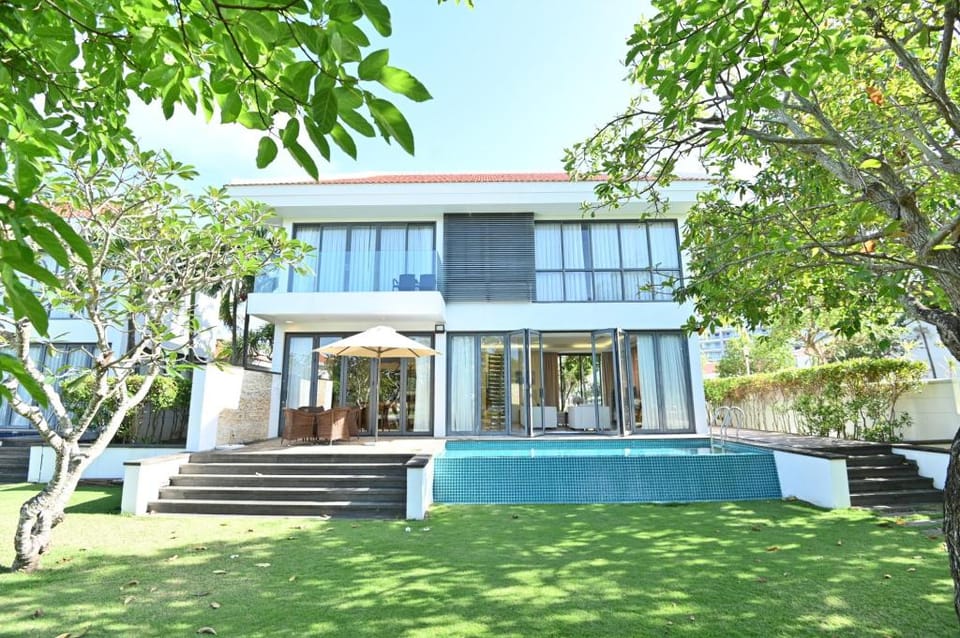 Perfect 4 Bedroom Villas Private pool at Da Nang Villa in Hoa Hai