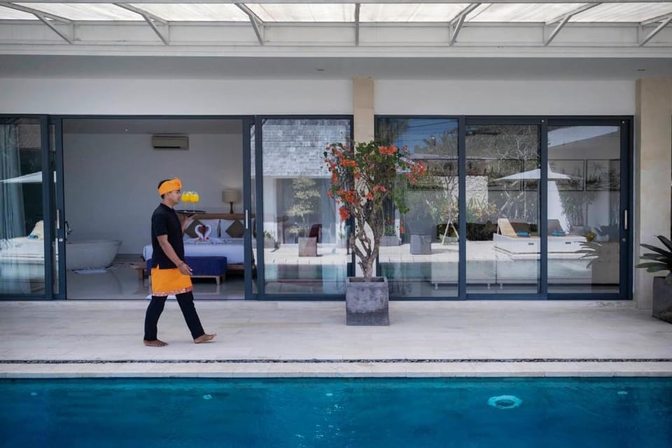 Three Bedroom Canggu Pool Villa Villa in North Kuta